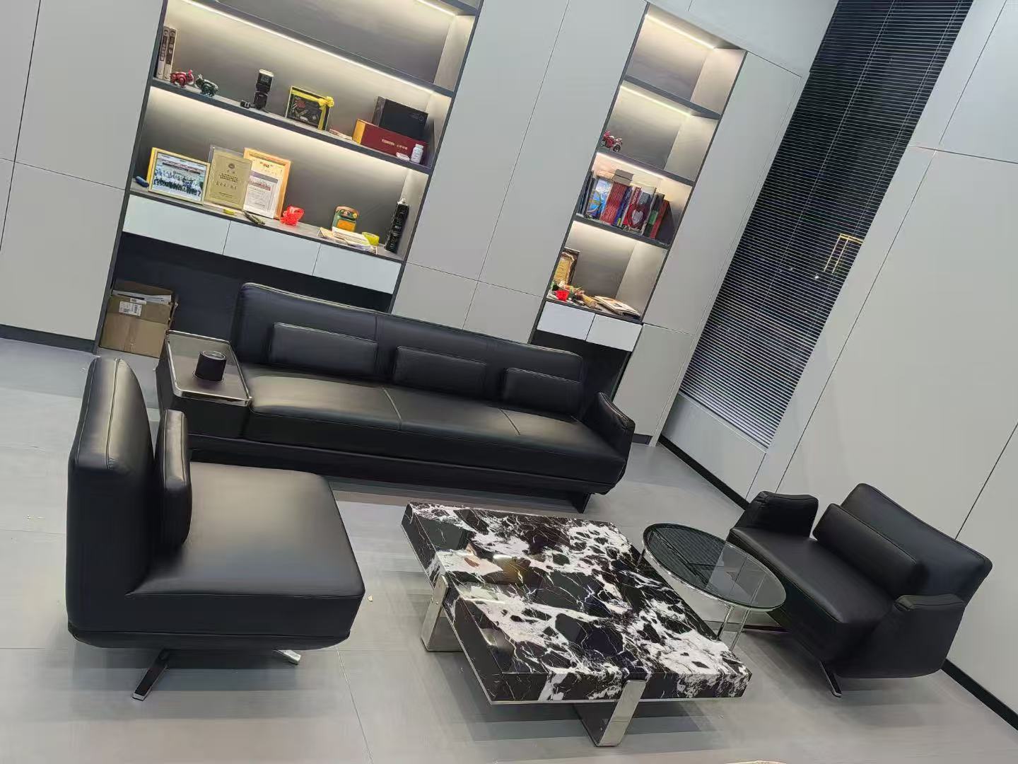 Genuine Leather black Office sofa Set